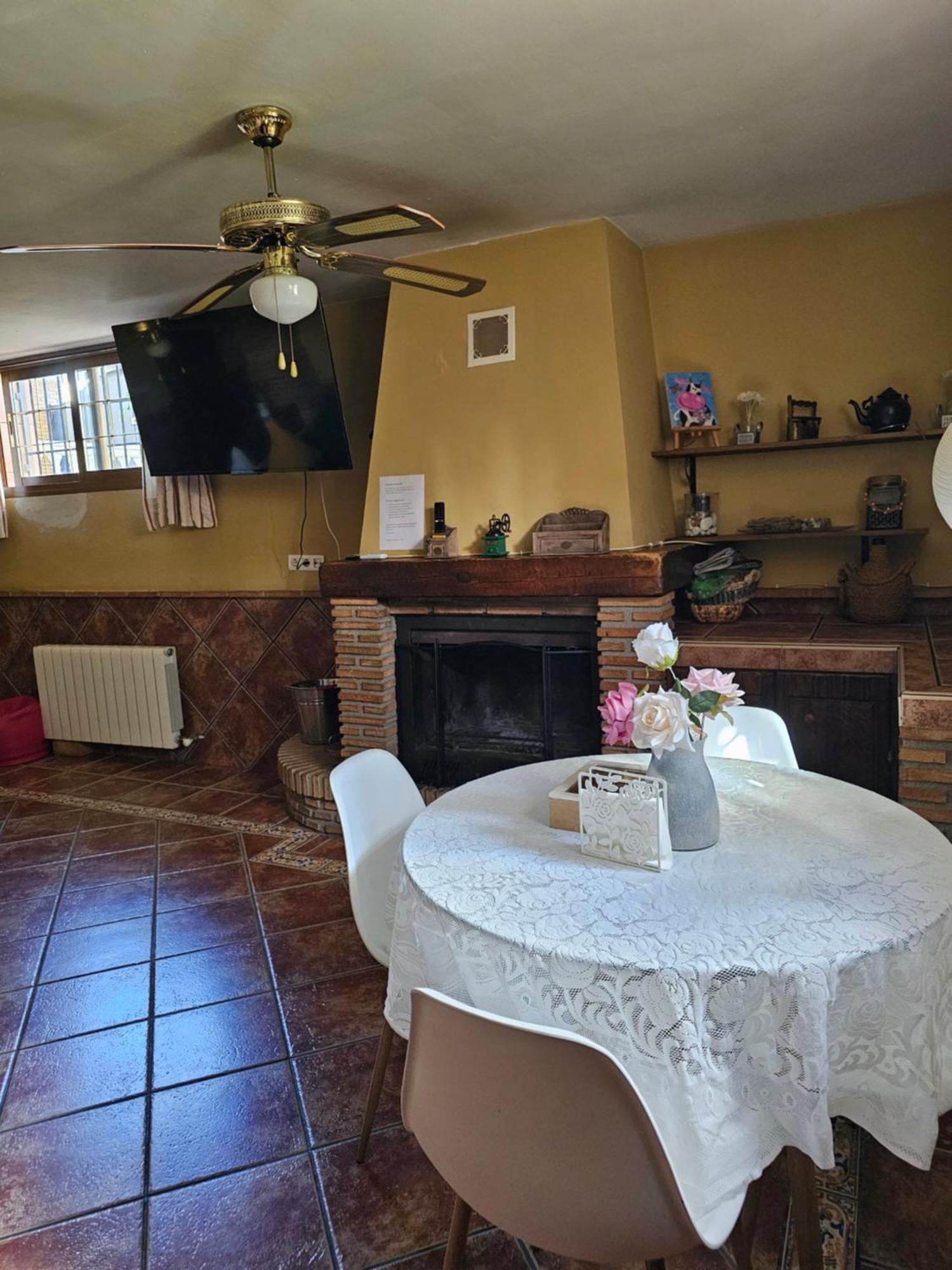 Apto-En El Bajo De La Casa-Estilo Rustico En Dílar Esterno foto